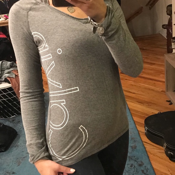 CALVIN KLEIN HOODED LONG SLEEVE TOP - Picture 3 of 4